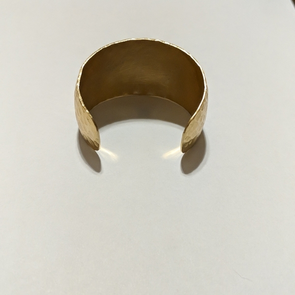 Lia Sophia cuff bracelet - Picture 3 of 5